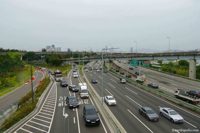 Seoul Korea Highway Walk