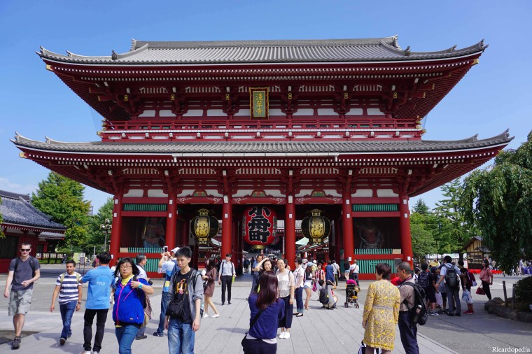 Tokyo Asakusa Hozomon Gate