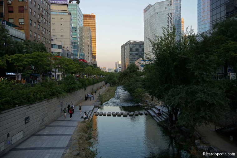 Korea Seoul Cheonggyecheon Stream