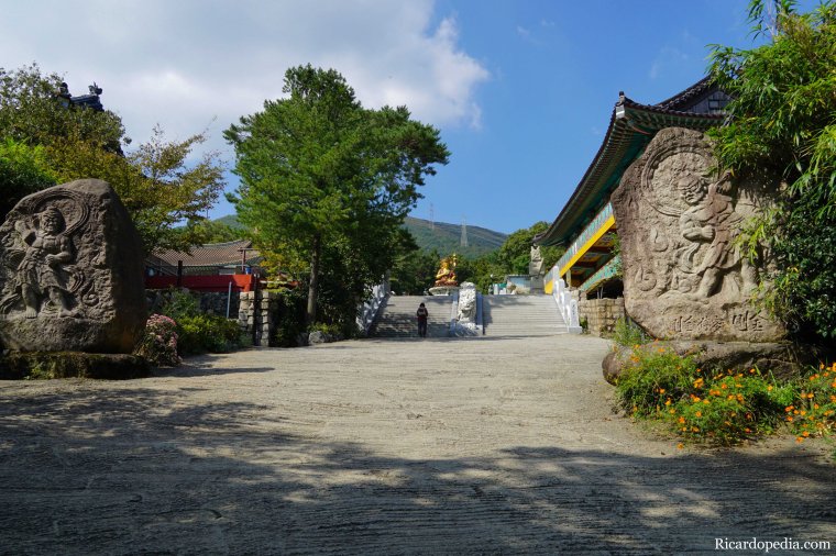 Busan Korea Beomeosa Temple