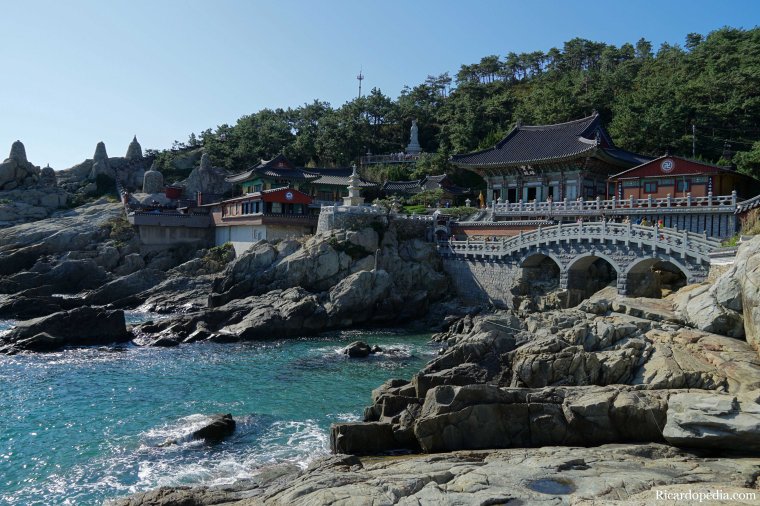 Busan Korea Haedong Yonggungsa Temple