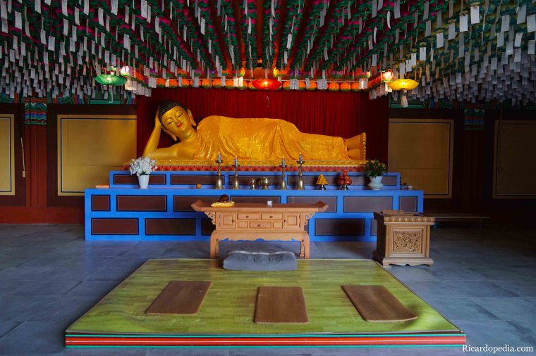 Busan Korea Haedong Yonggungsa Temple