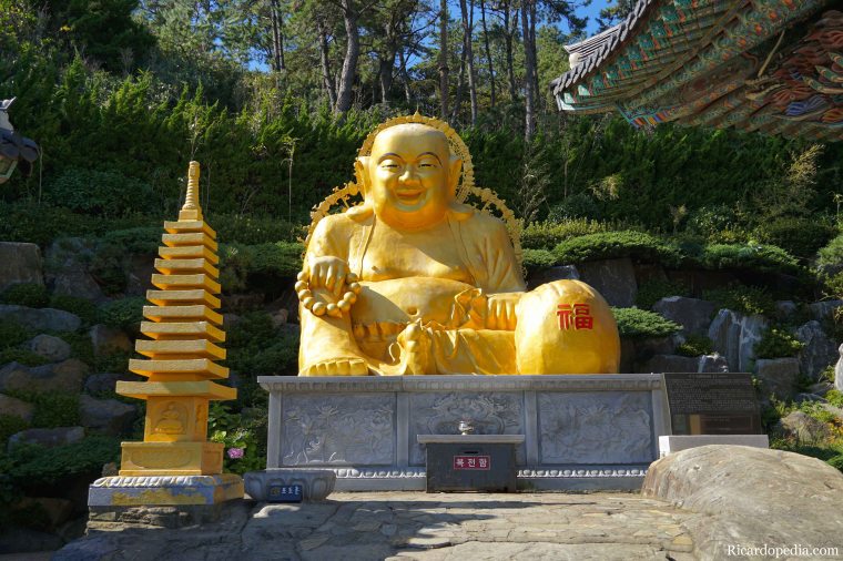 Busan Korea Haedong Yonggungsa Temple