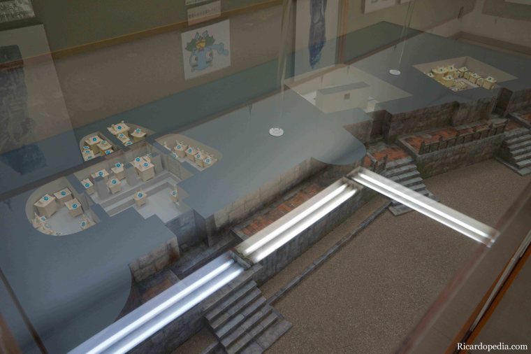 Okinawa Naha Tamaudun Mausoleum