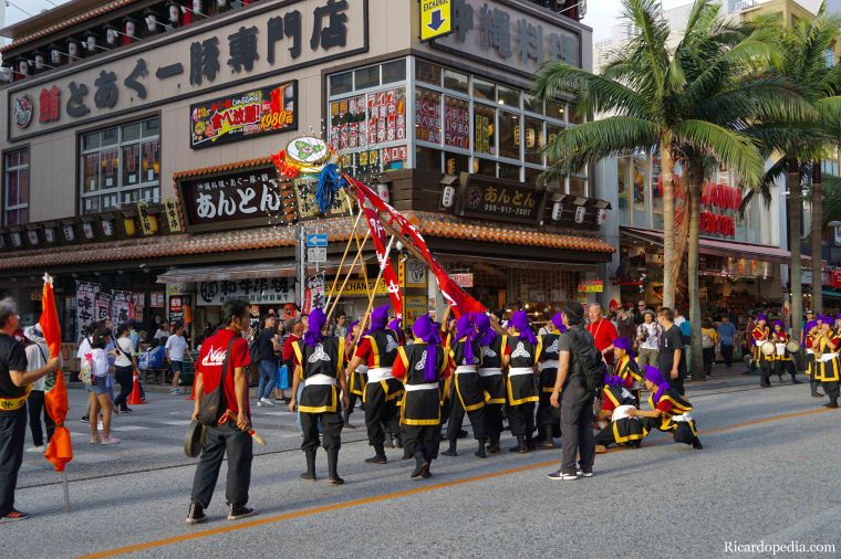 Okinawa Naha Tug-of-War Parade
