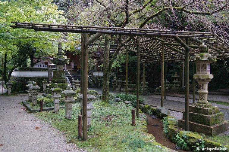 Japan Itoshima Raizansennyoji Taihioin Temple
