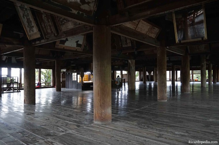 Japan Miyajima Senjokaku Hokoku